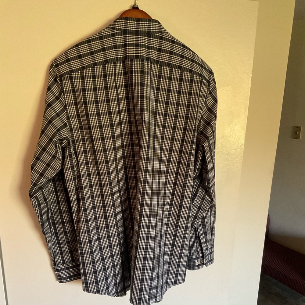 Banana Republic shirt lodge